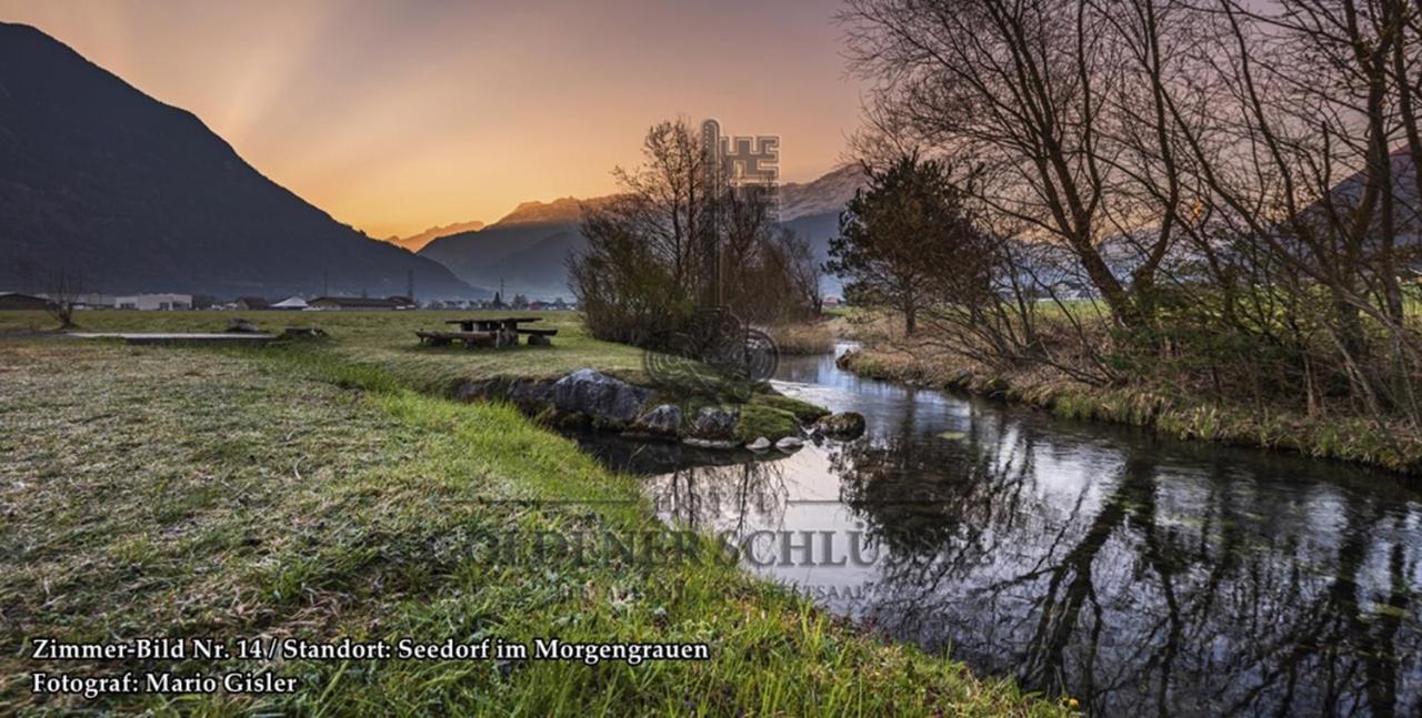 Hotel Restaurant Goldener Schluessel อัลท์ดอร์ฟ ภายนอก รูปภาพ