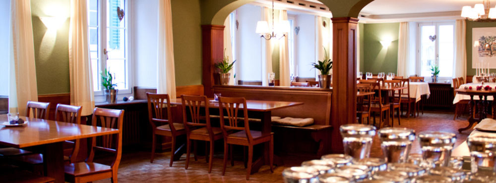 Hotel Restaurant Goldener Schluessel อัลท์ดอร์ฟ ภายนอก รูปภาพ